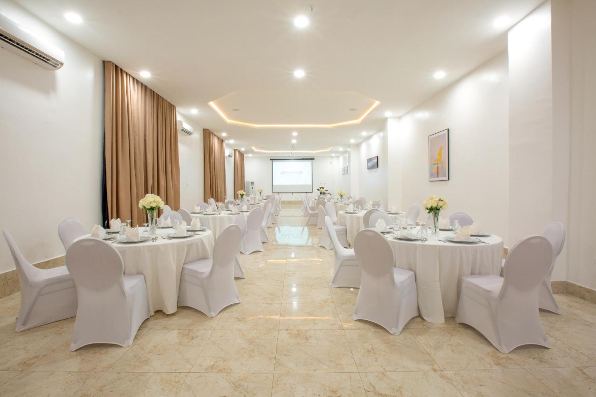Johnwood Hotel By Bolton Abuja Exteriér fotografie
