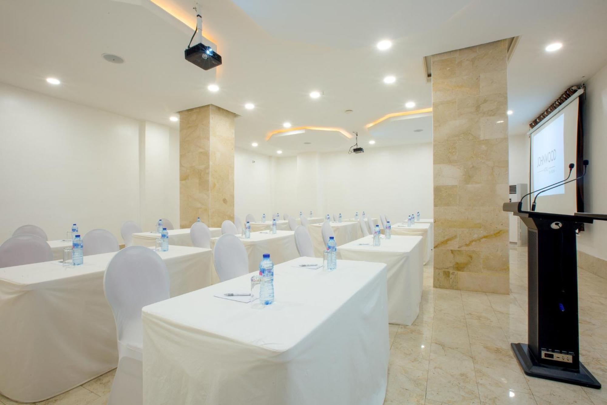 Johnwood Hotel By Bolton Abuja Exteriér fotografie