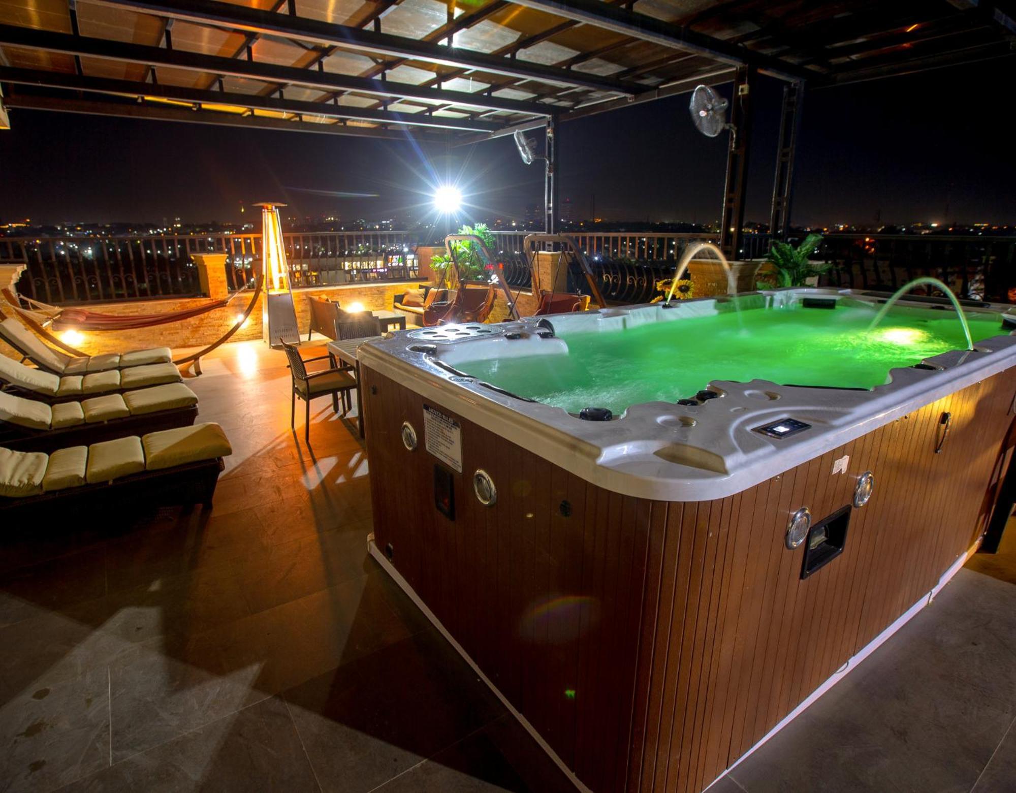 Johnwood Hotel By Bolton Abuja Exteriér fotografie