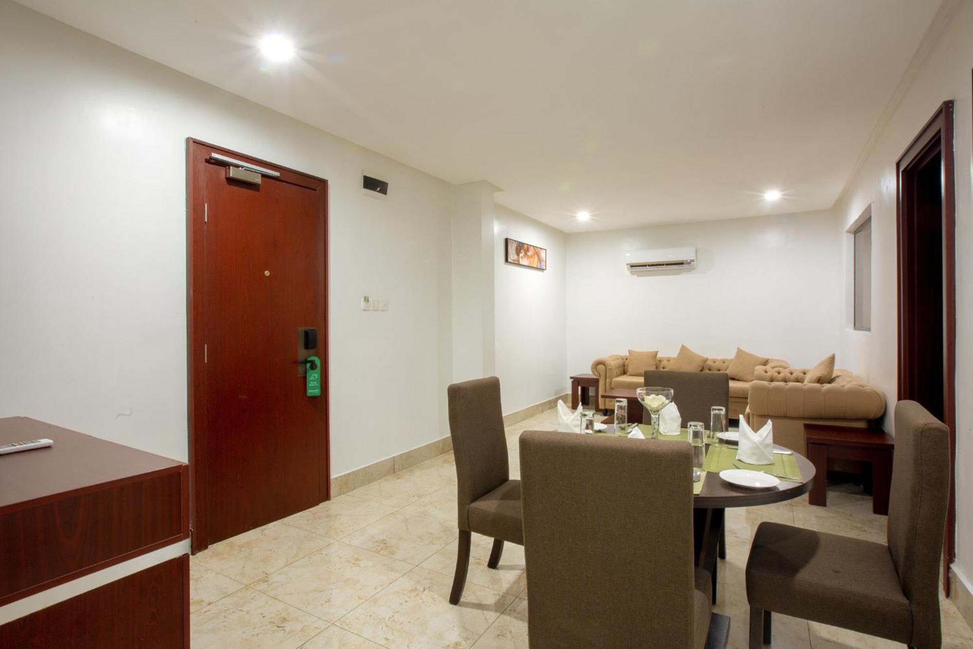 Johnwood Hotel By Bolton Abuja Exteriér fotografie